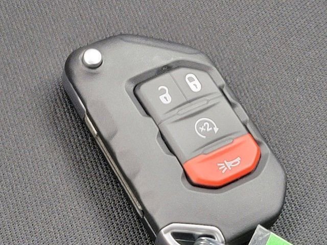 Used 2023 Jeep Wrangler Unlimited Rubicon w/ Dual Top Group image 31