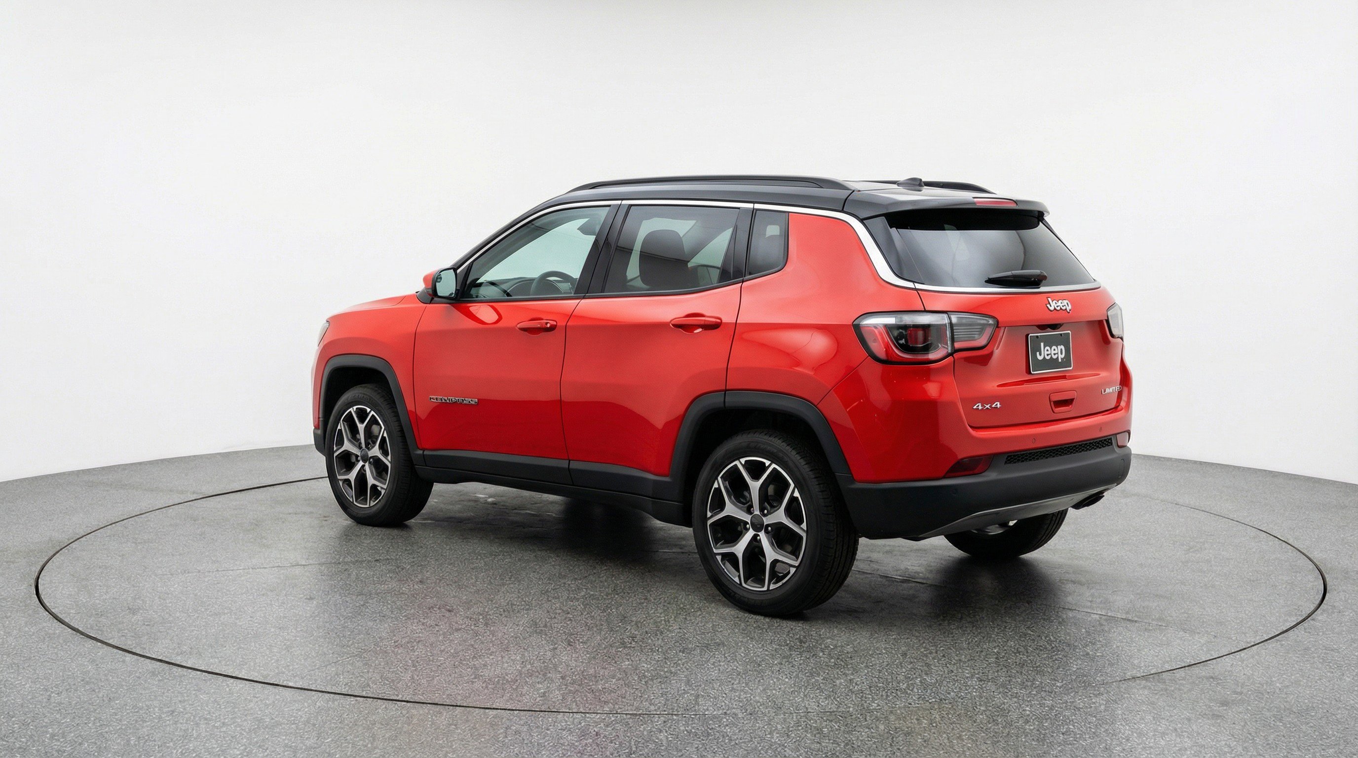 Used 2025 Jeep Compass Limited image 6