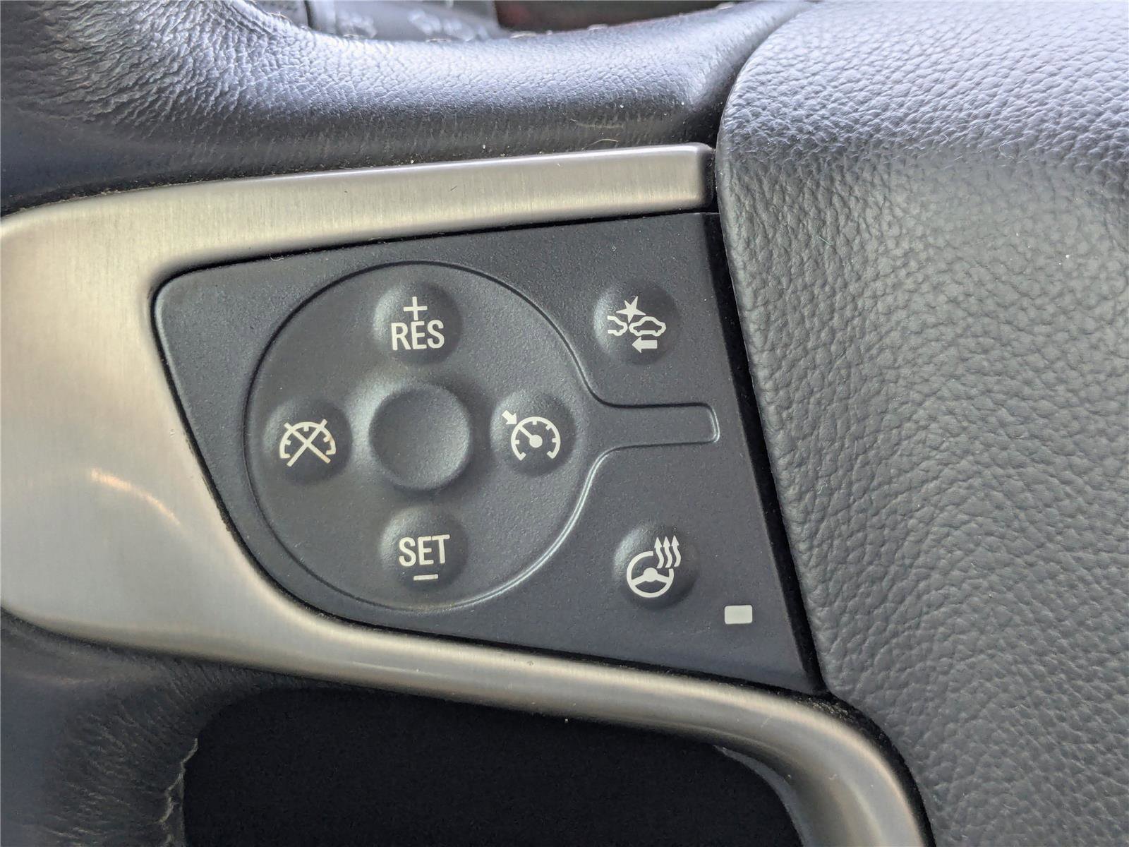 Used 2016 GMC Sierra 3500 Denali w/ Duramax Plus Package image 26