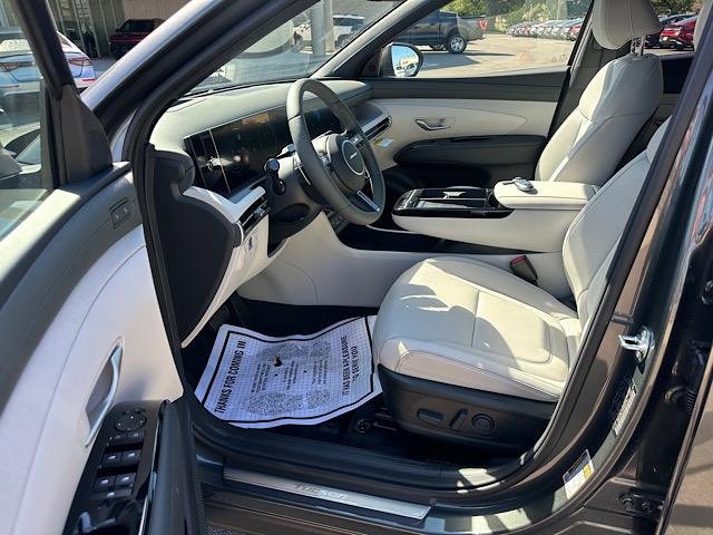 New 2025 Hyundai Tucson Limited image 7