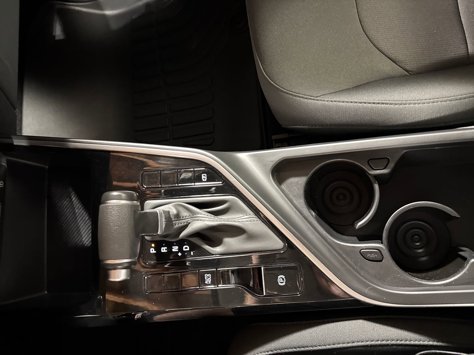 Certified 2023 Kia Niro LX FWD image 32