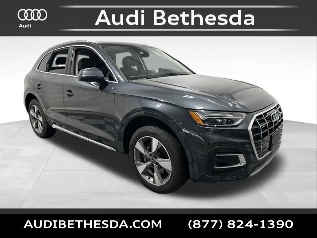 Used 2023 Audi Q5 2.0T Premium w/ Convenience Package AWD/4WD image 3