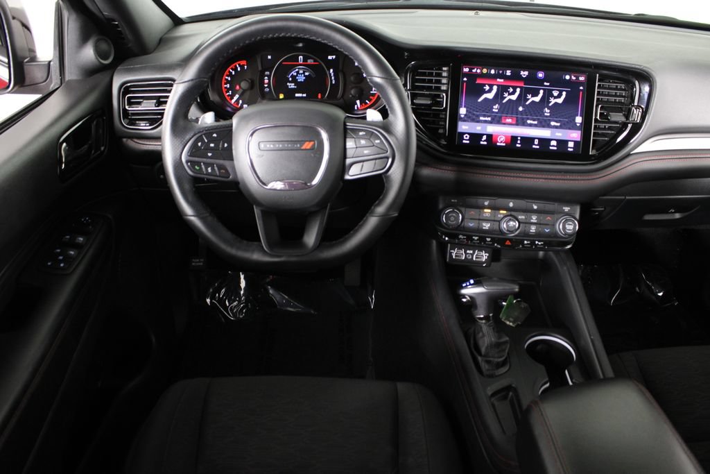 Used 2025 Dodge Durango GT w/ Blacktop Package RWD image 6