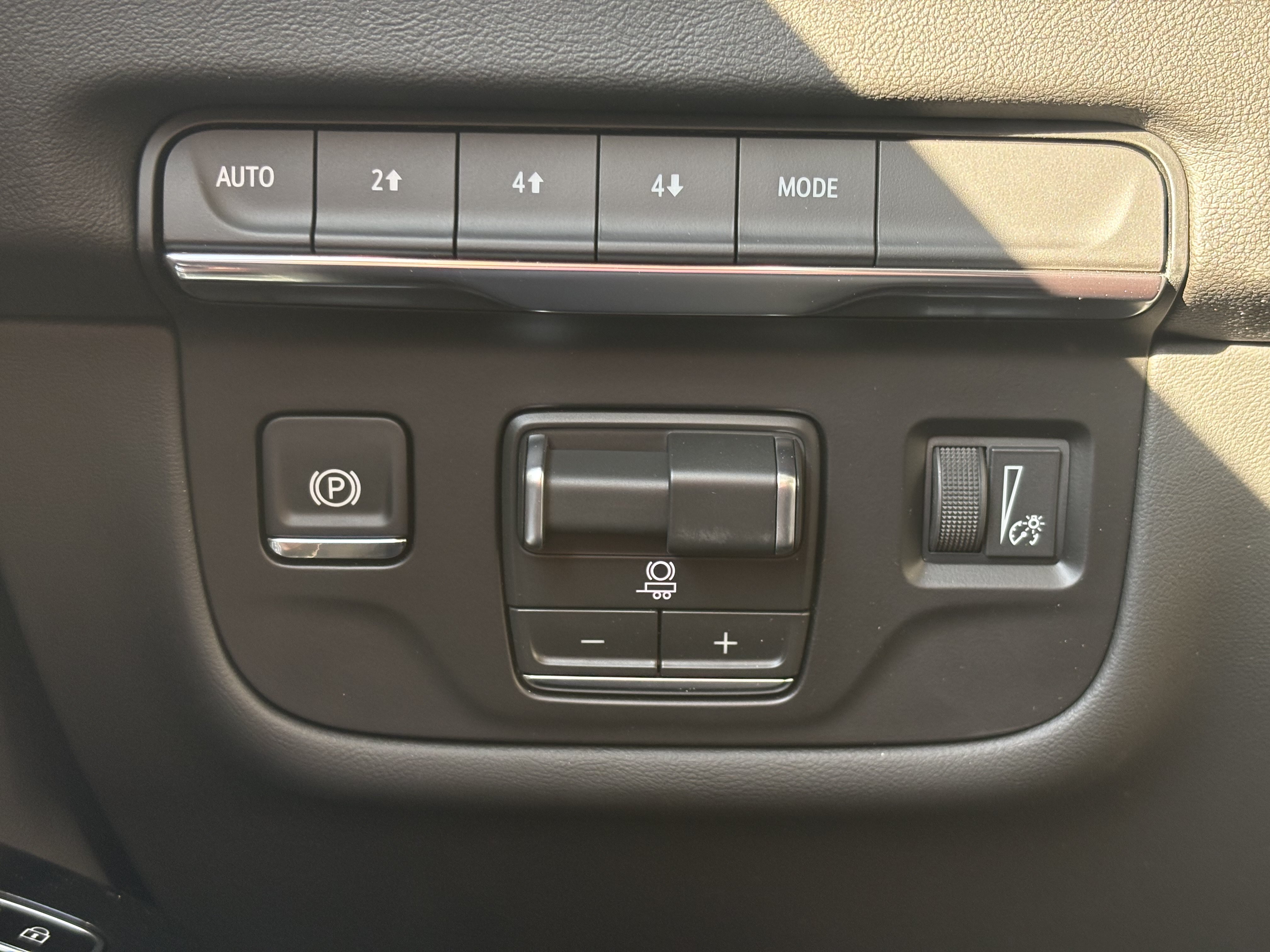 New 2026 Cadillac Escalade Luxury AWD/4WD image 32