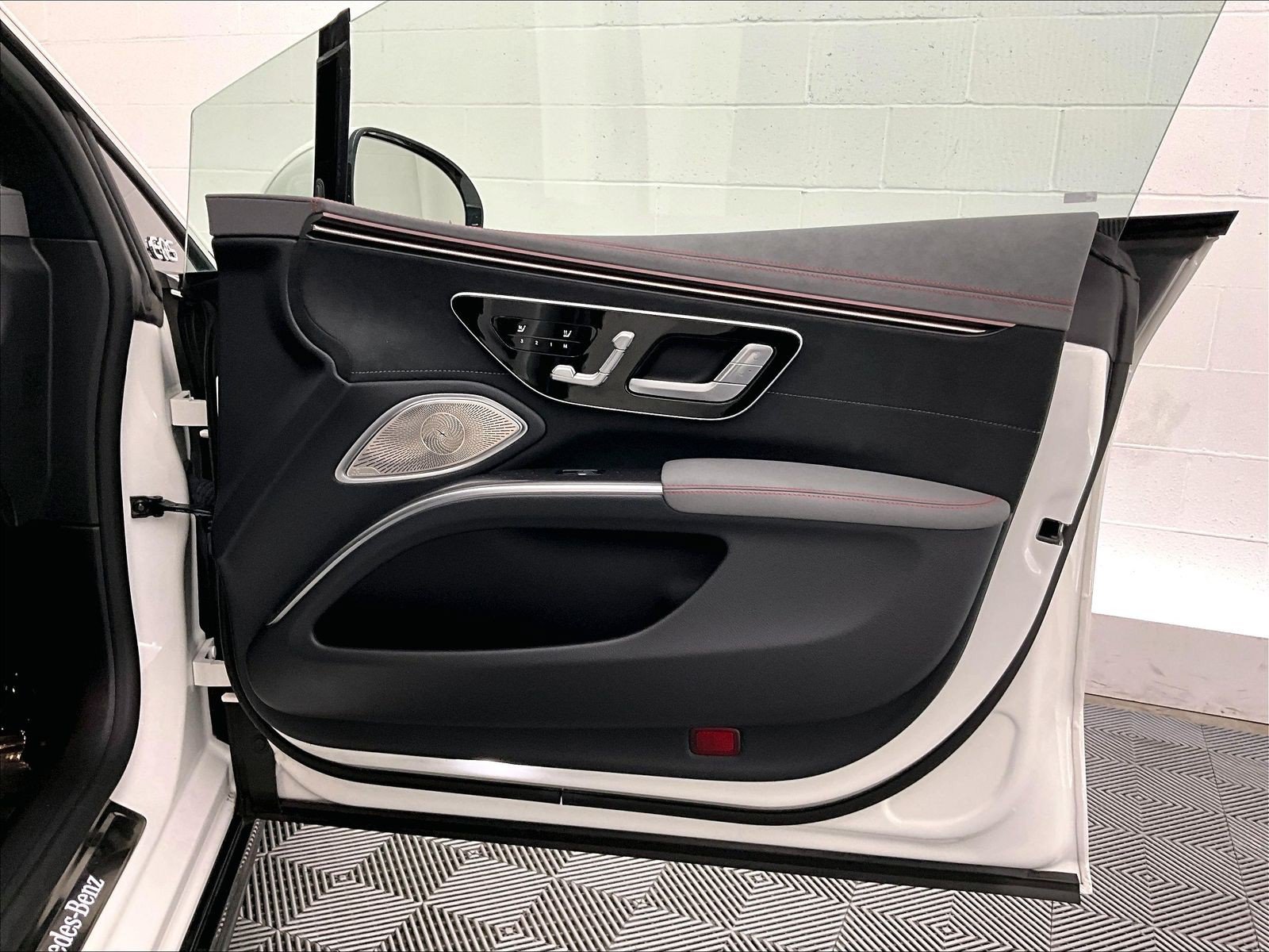Certified 2023 Mercedes-Benz EQS 450+ Sedan image 24