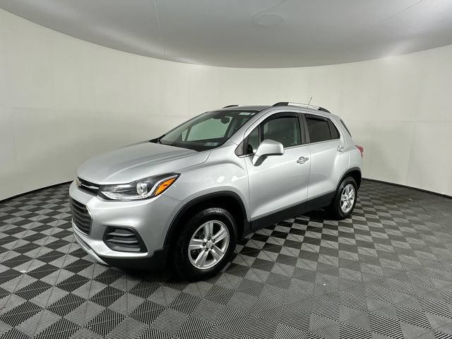Used 2019 Chevrolet Trax LT w/ LT Convenience Package AWD/4WD image 1