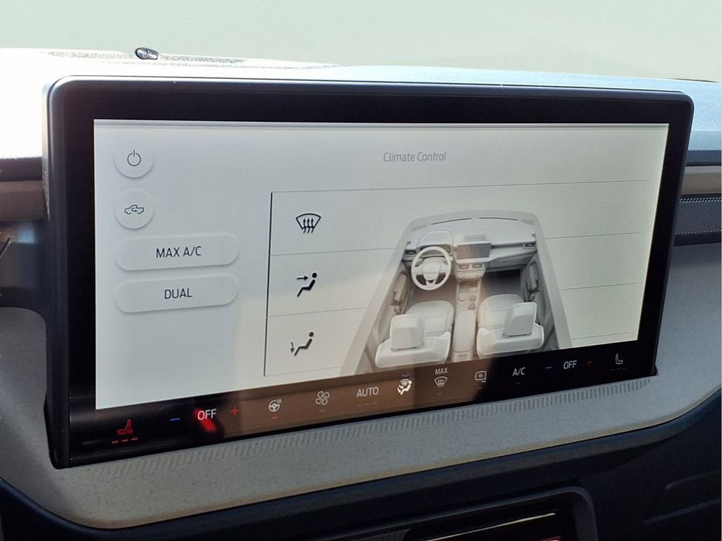 New 2026 Ford Maverick Lariat w/ 4K Tow Package image 7