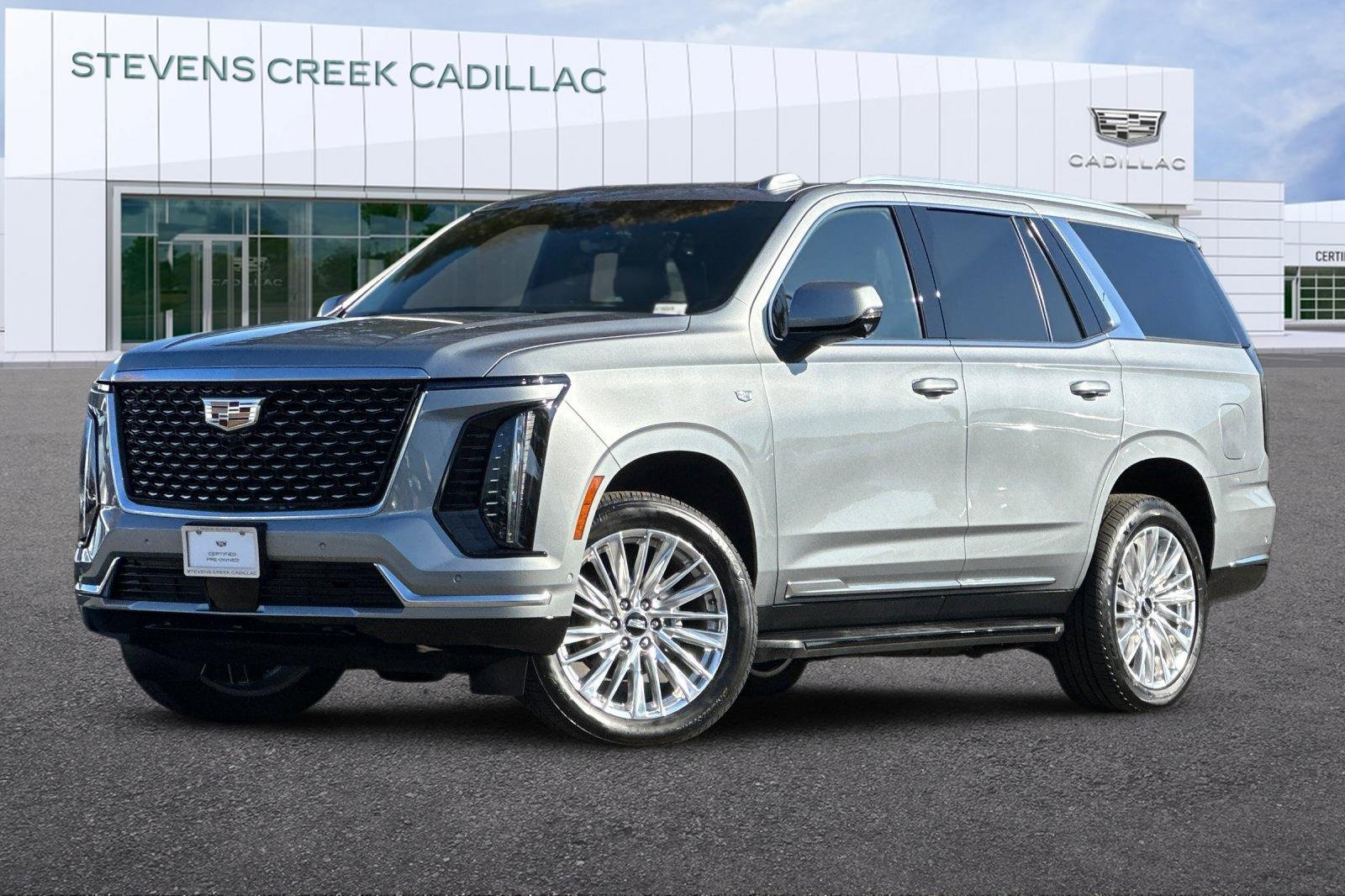 Used 2025 Cadillac Escalade Premium Luxury image 7