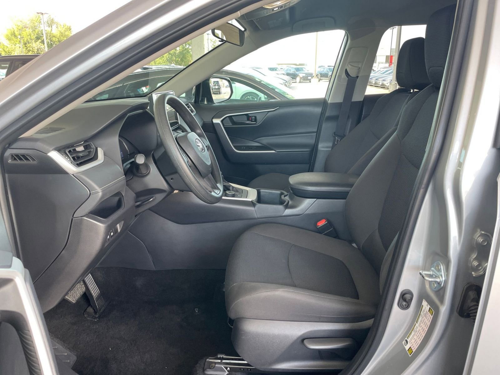 Used 2025 Toyota RAV4 LE image 25