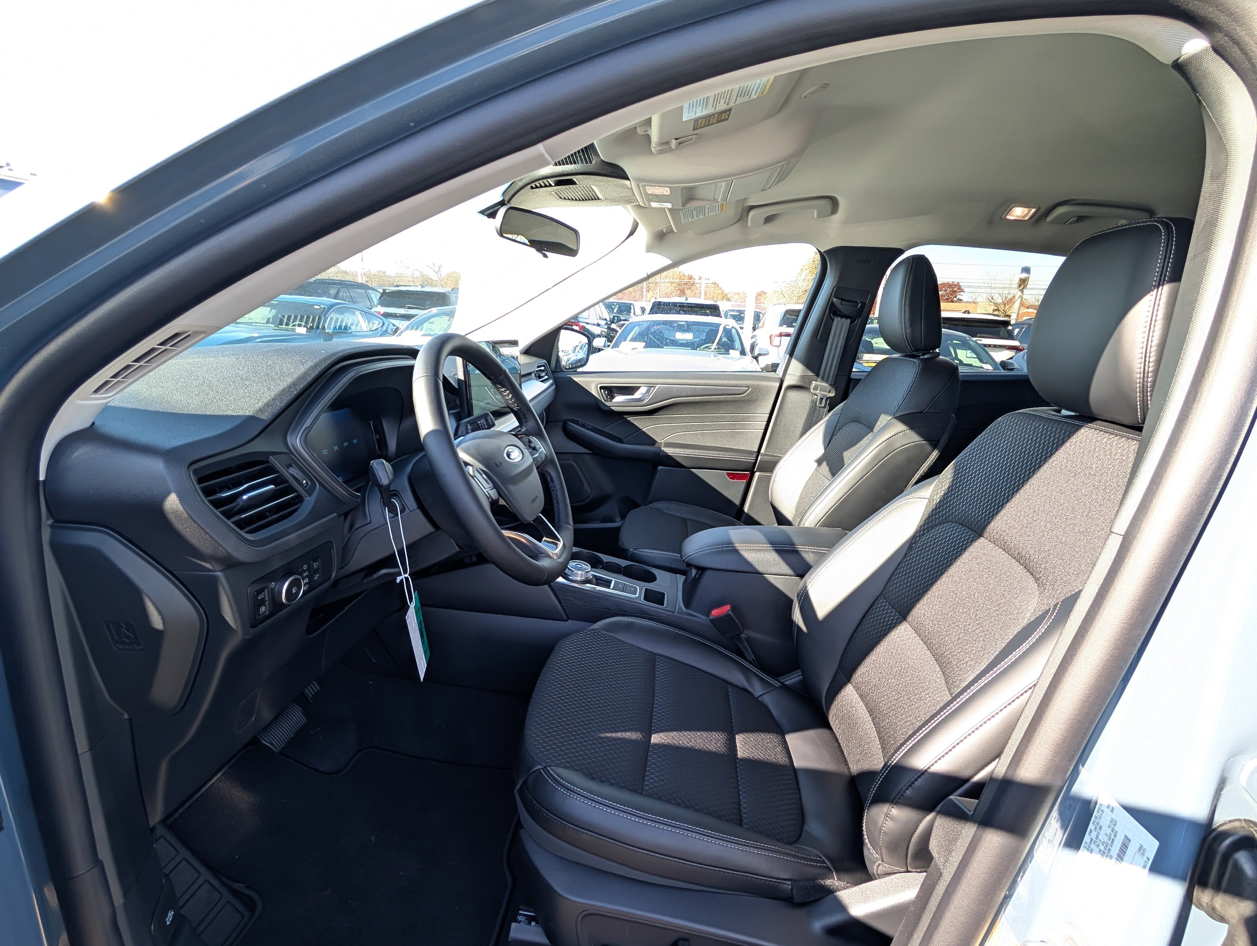 New 2026 Ford Escape SE image 11