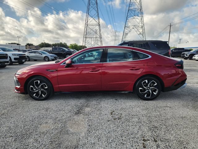 Used 2025 Hyundai Sonata SEL FWD image 4