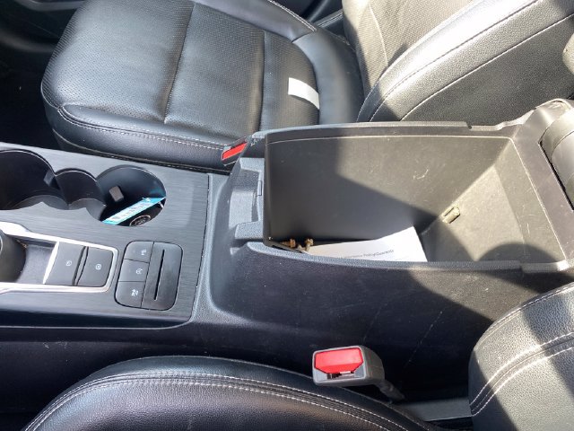 Used 2022 Ford Escape Titanium AWD/4WD image 15