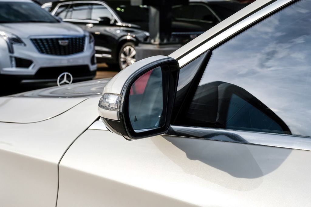 Used 2019 Mercedes-Benz S 560e w/ AMG Line Exterior image 47