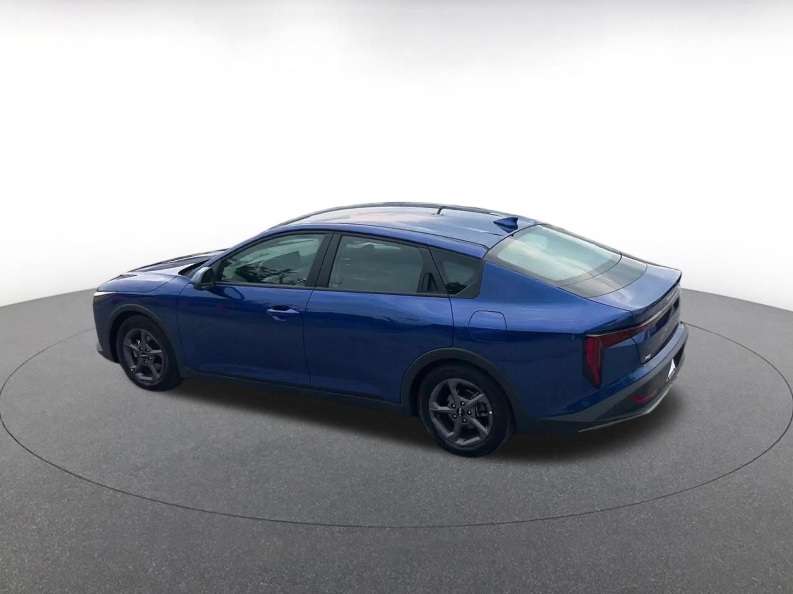Used 2025 Kia K4 FWD image 10