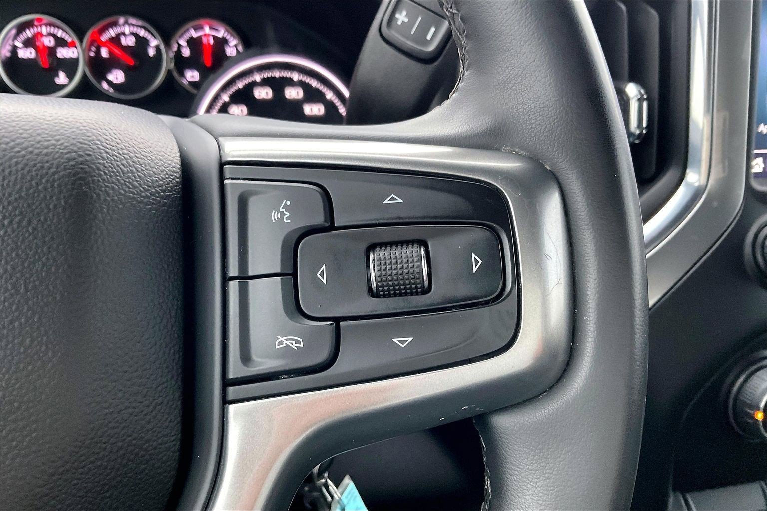 Used 2023 Chevrolet Silverado 2500 LT image 21