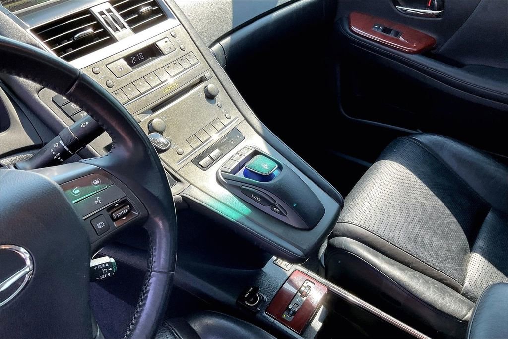 Used 2010 Lexus HS 250h image 9