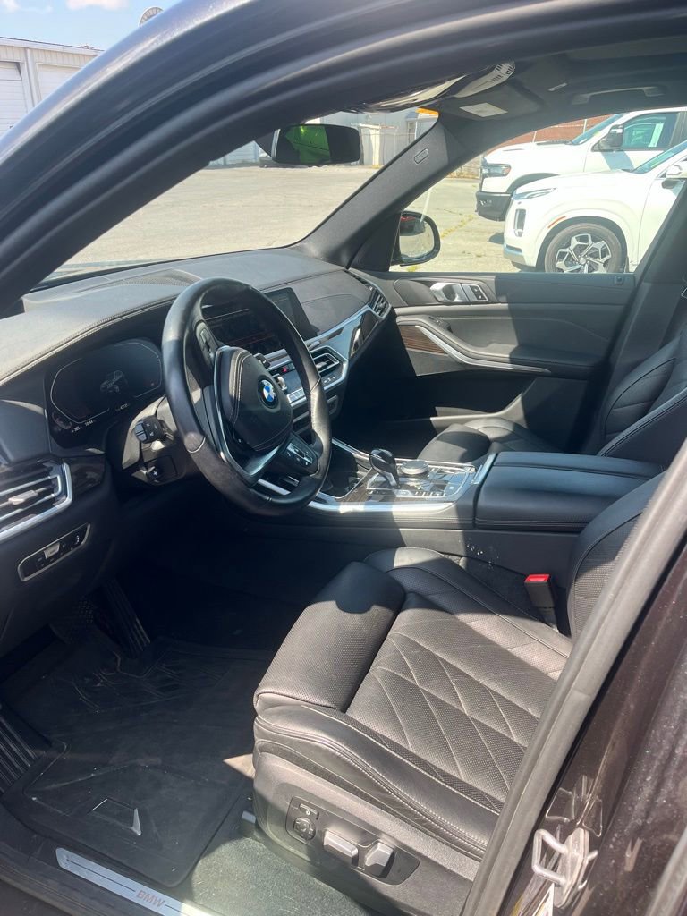 Used 2023 BMW X5 xDrive40i w/ Premium Package AWD/4WD image 16