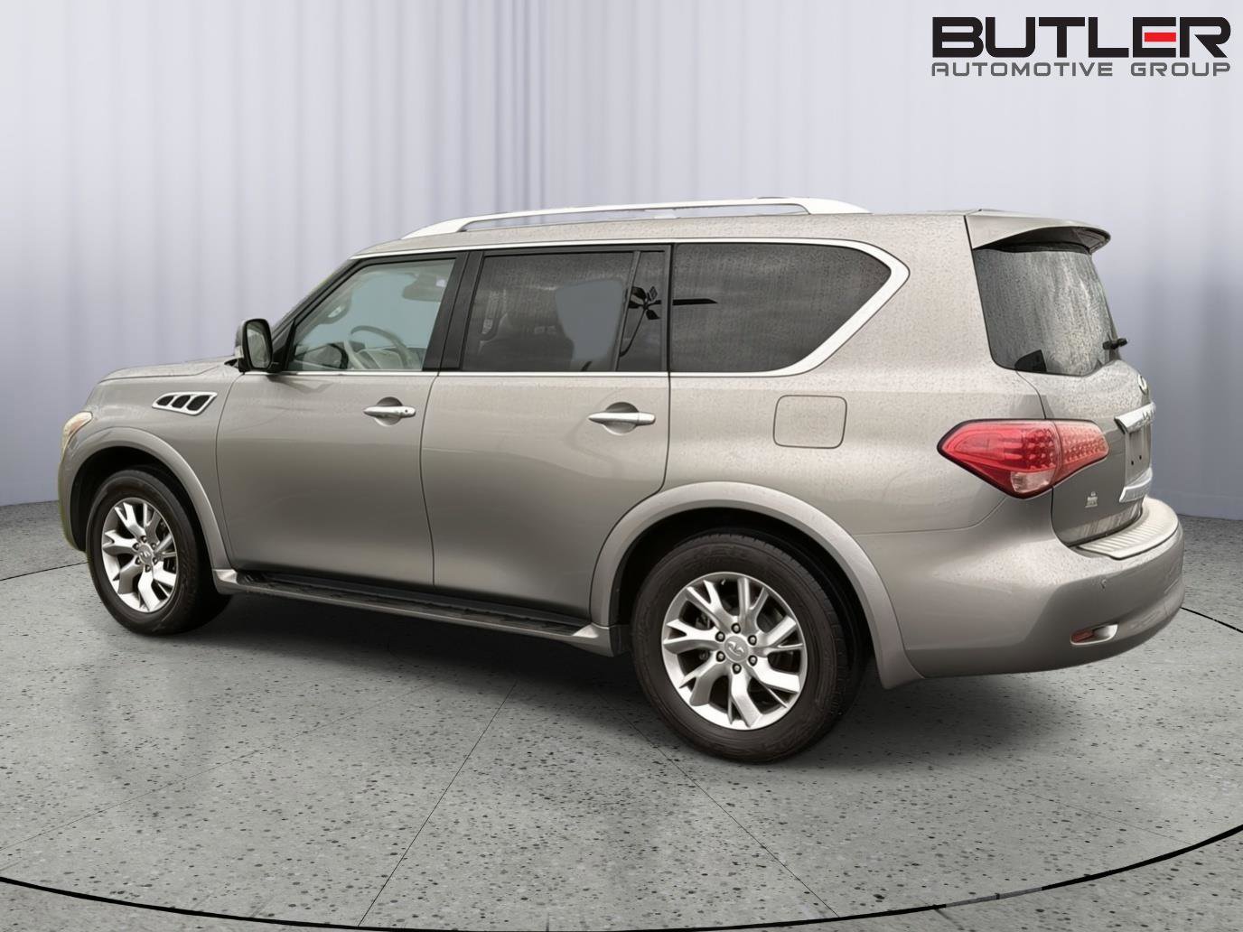Used 2013 INFINITI QX56 4WD image 10