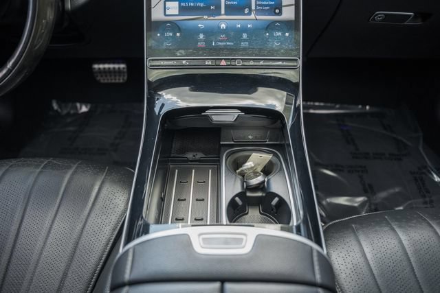 Certified 2022 Mercedes-Benz S 500 4MATIC w/ AMG Line Package image 18