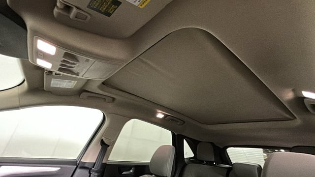 Used 2020 Ford Escape SE FWD image 11