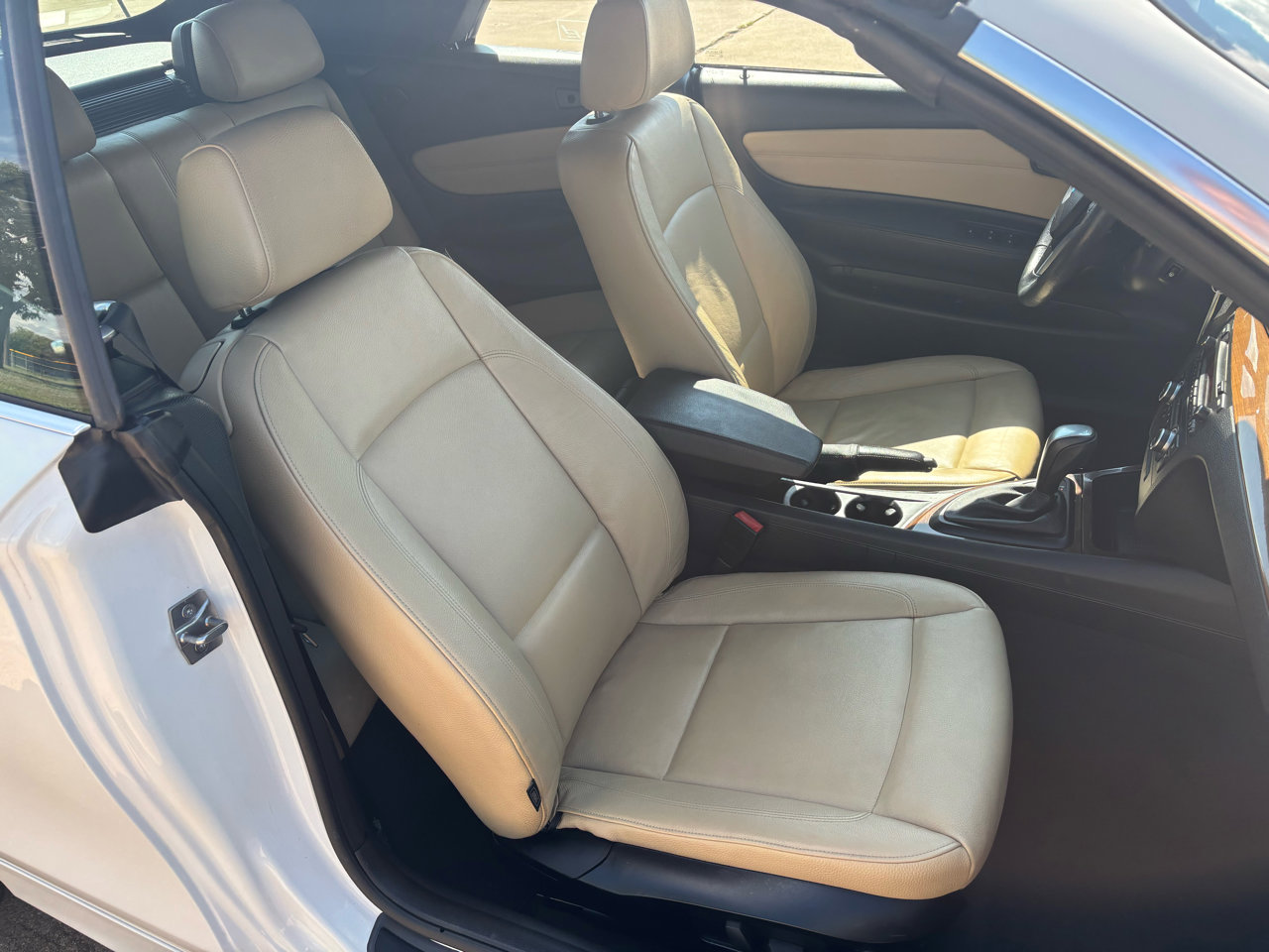 Used 2011 BMW 128i Convertible image 21