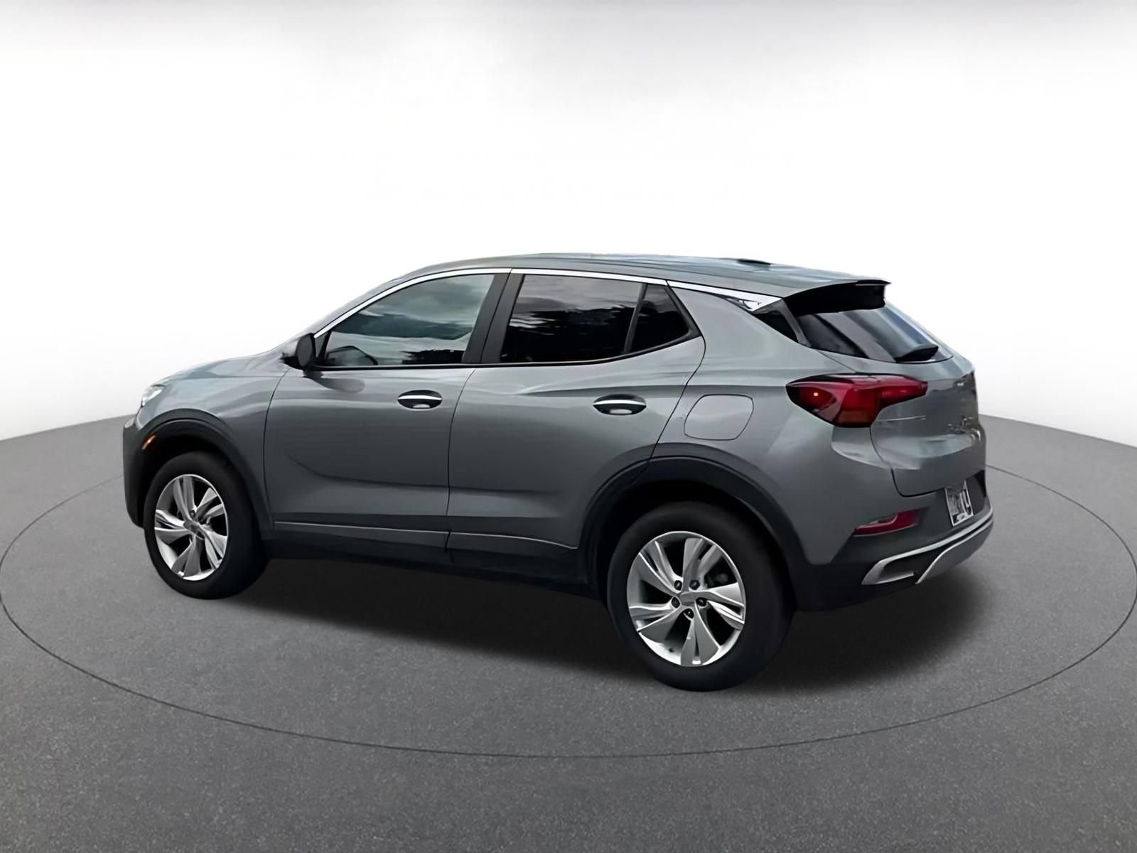 Used 2025 Buick Encore GX Preferred AWD/4WD image 13