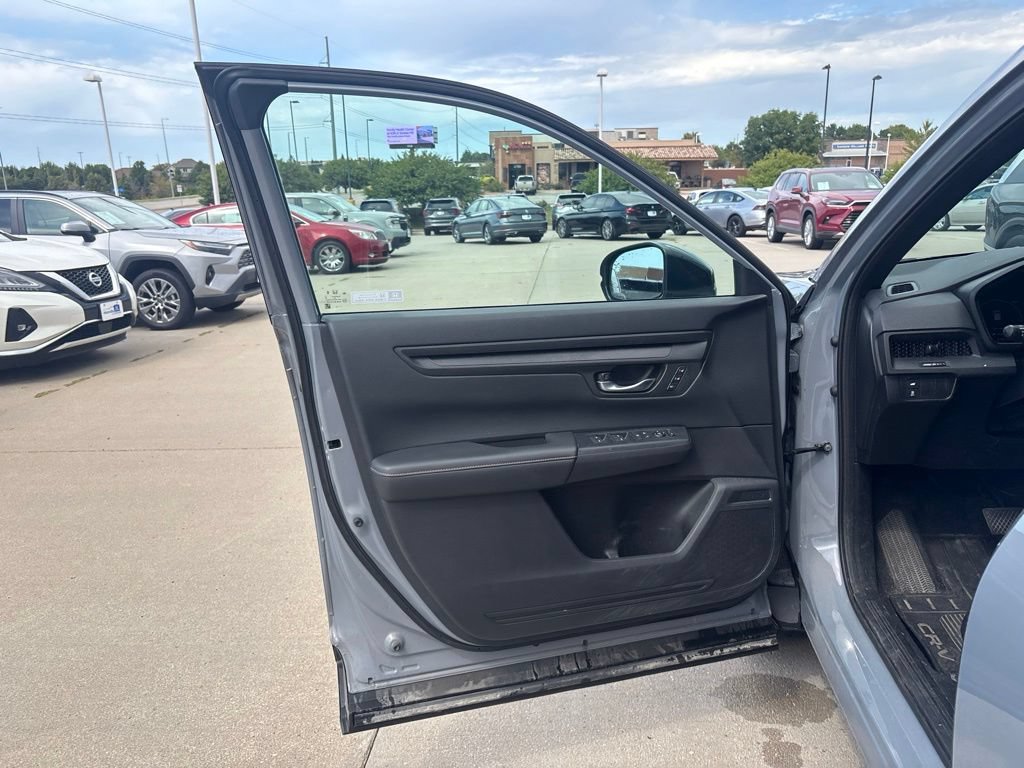 Certified 2024 Honda CR-V Sport-L image 9