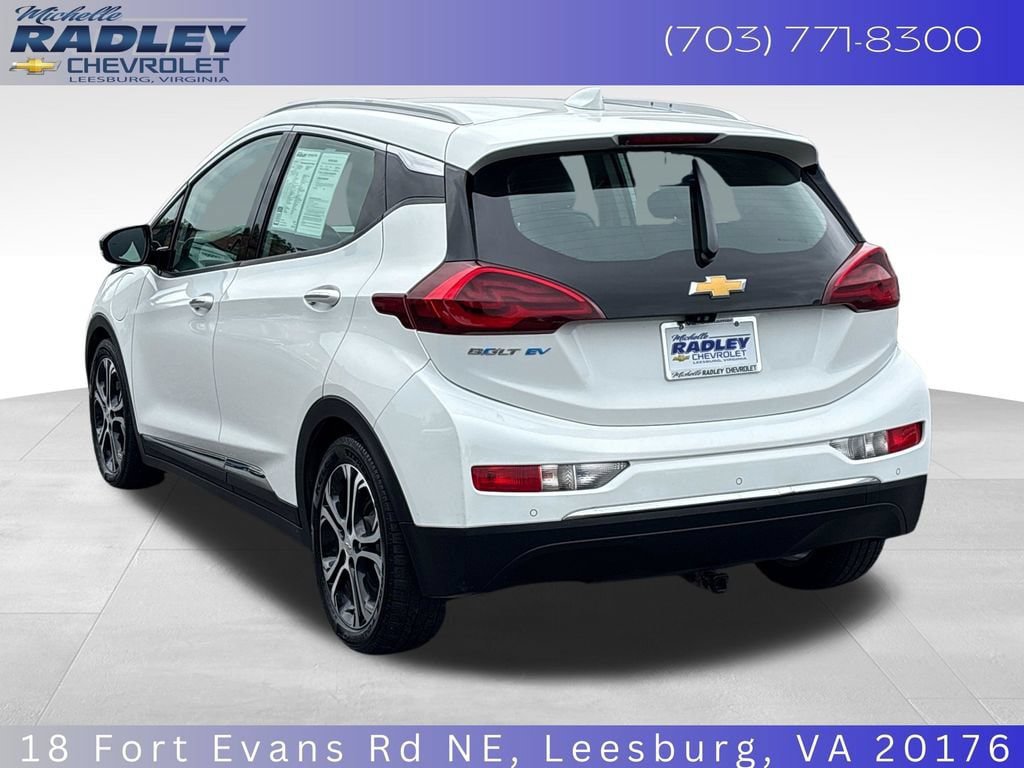 Used 2019 Chevrolet Bolt Premier w/ Infotainment Package FWD image 3