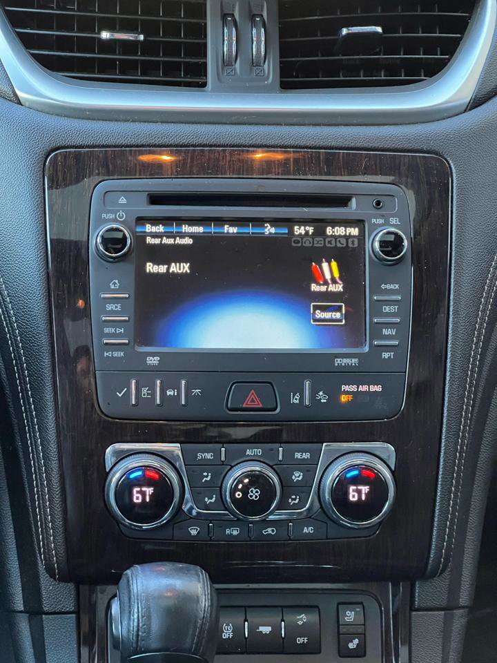 Used 2017 Chevrolet Traverse Premier FWD image 14