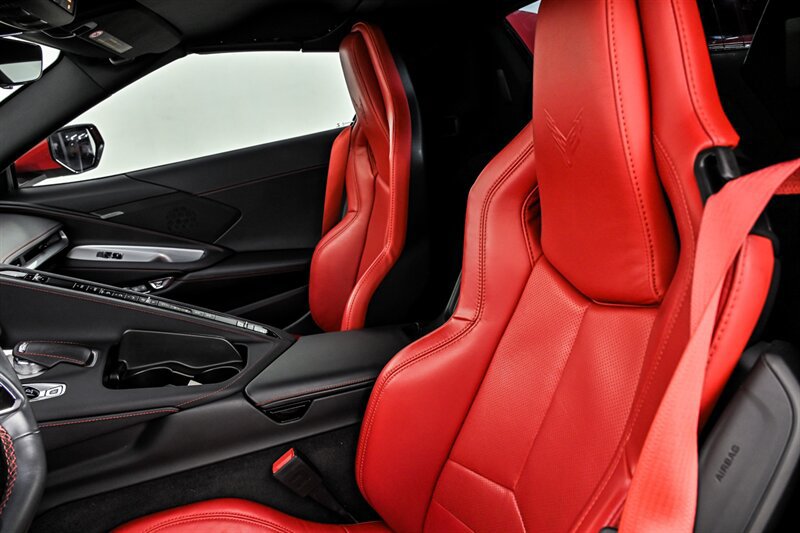 Used 2023 Chevrolet Corvette Stingray Convertible w/ Z51 Performance Package RWD image 17