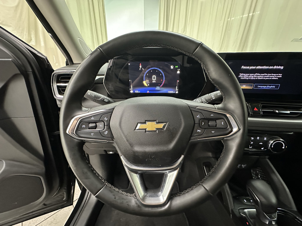 Used 2026 Chevrolet TrailBlazer LT w/ LT Cold Weather Package FWD image 23