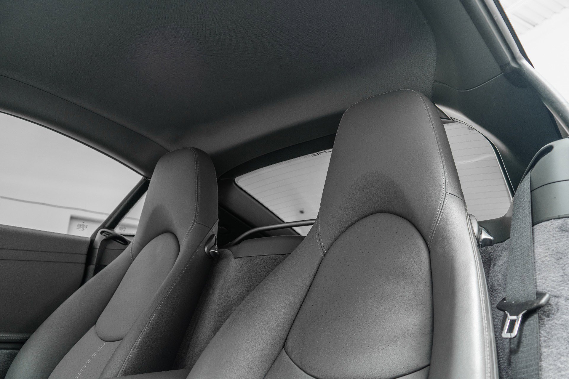 Used 2007 Porsche Cayman S RWD image 18