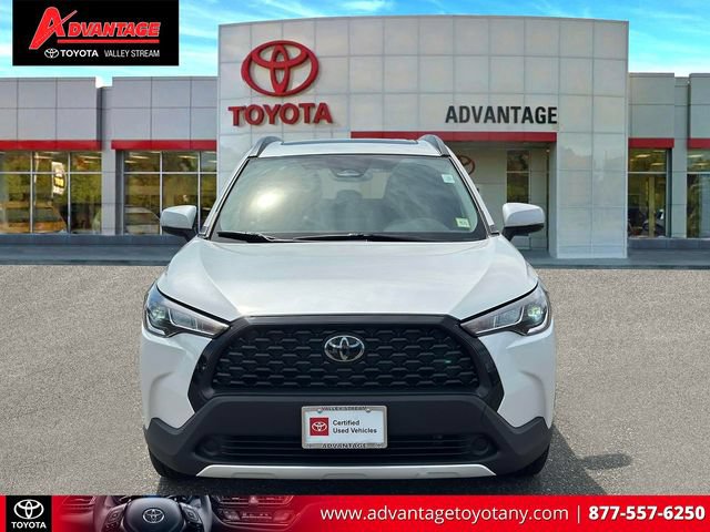 Used 2023 Toyota Corolla Cross LE w/ Moonroof Package AWD/4WD image 2