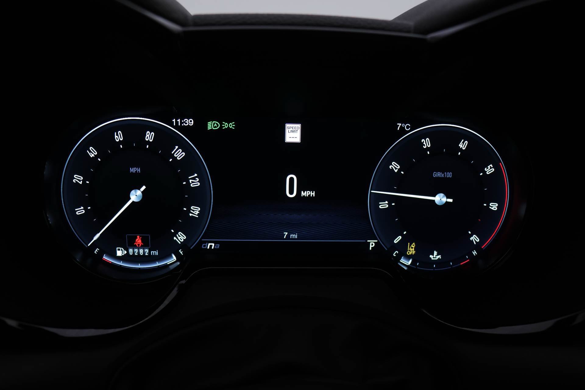 New 2025 Alfa Romeo Tonale w/ Premium Package AWD/4WD image 17