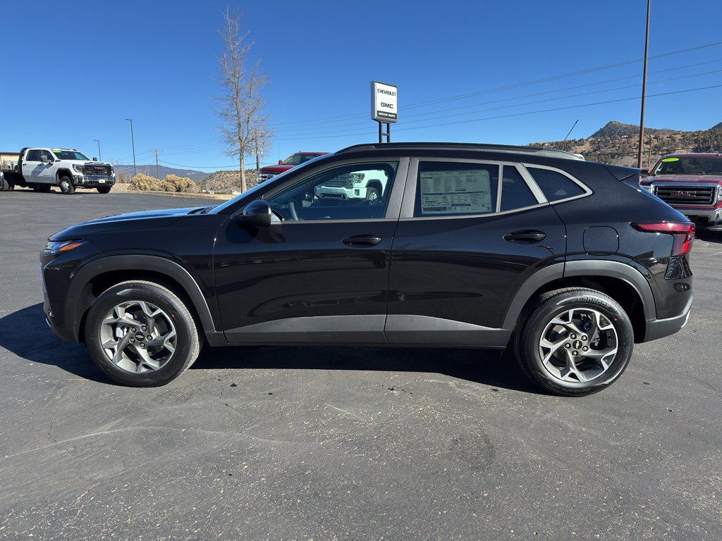New 2026 Chevrolet Trax LT image 4