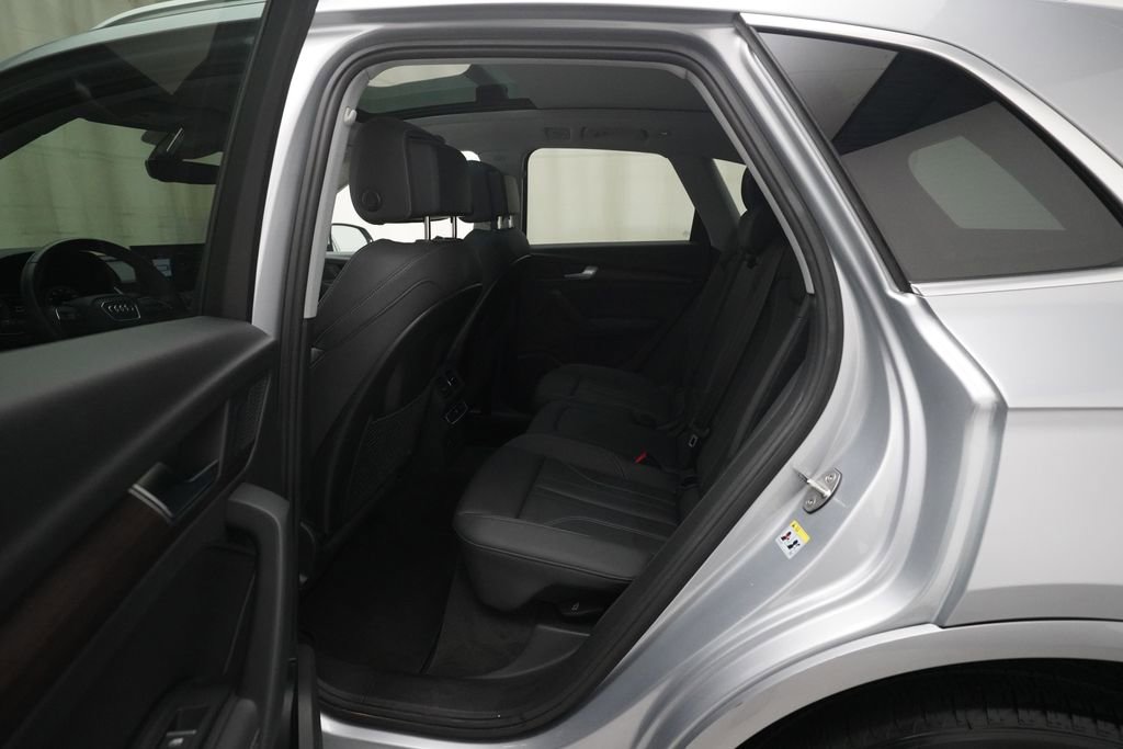Used 2024 Audi Q5 2.0T Premium Plus AWD/4WD image 16