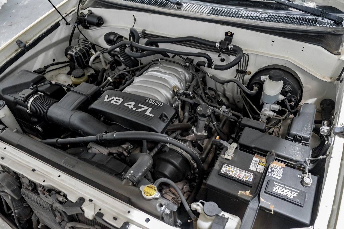 Used 2004 Toyota Sequoia SR5 image 54