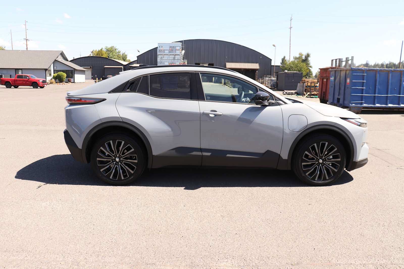 Used 2026 Toyota C-HR AWD/4WD image 4