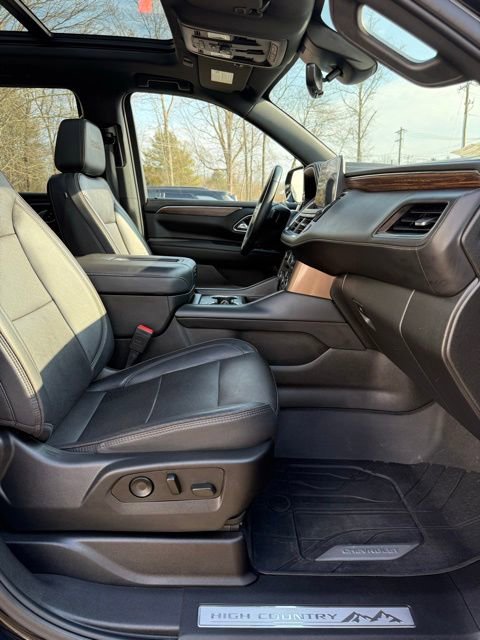 Used 2023 Chevrolet Tahoe High Country image 16