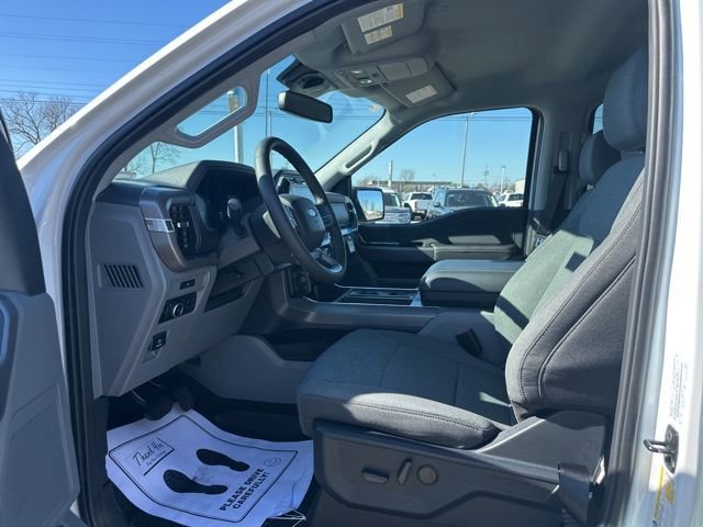 New 2026 Ford F150 XLT w/ Equipment Group 302A MID AWD/4WD image 32