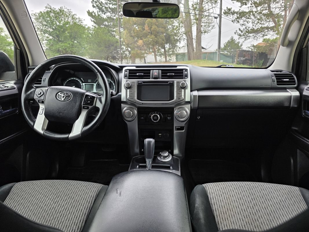 Used 2016 Toyota 4Runner SR5 AWD/4WD image 22