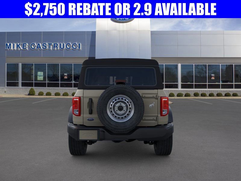 New 2025 Ford Bronco 4-Door image 5