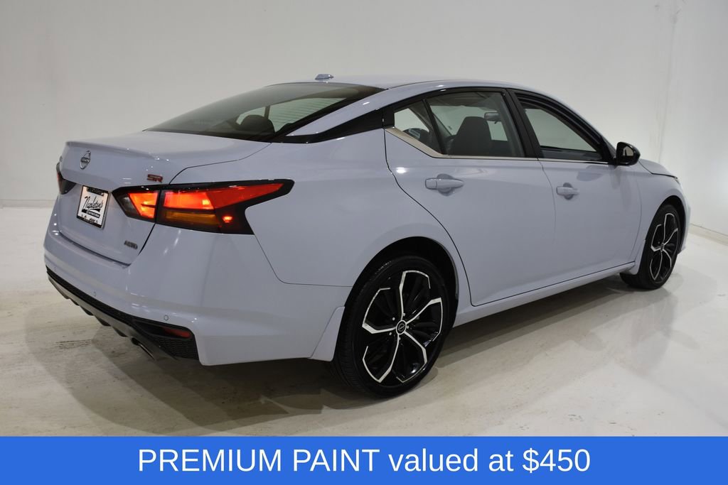 Used 2025 Nissan Altima 2.5 SR w/ SR Premium Package image 4