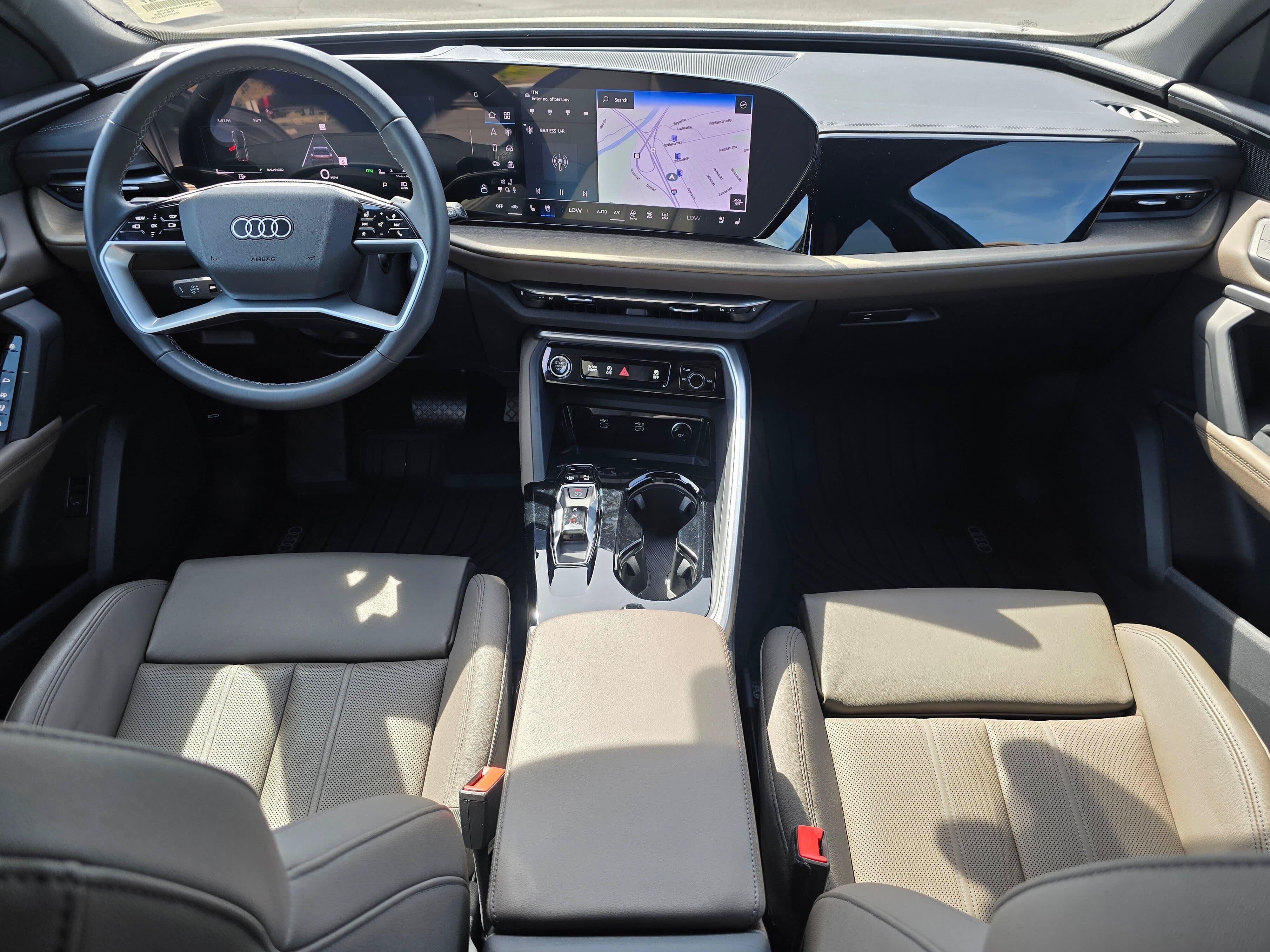 Certified 2025 Audi Q5 Premium Plus w/ Premium Plus AWD/4WD image 9