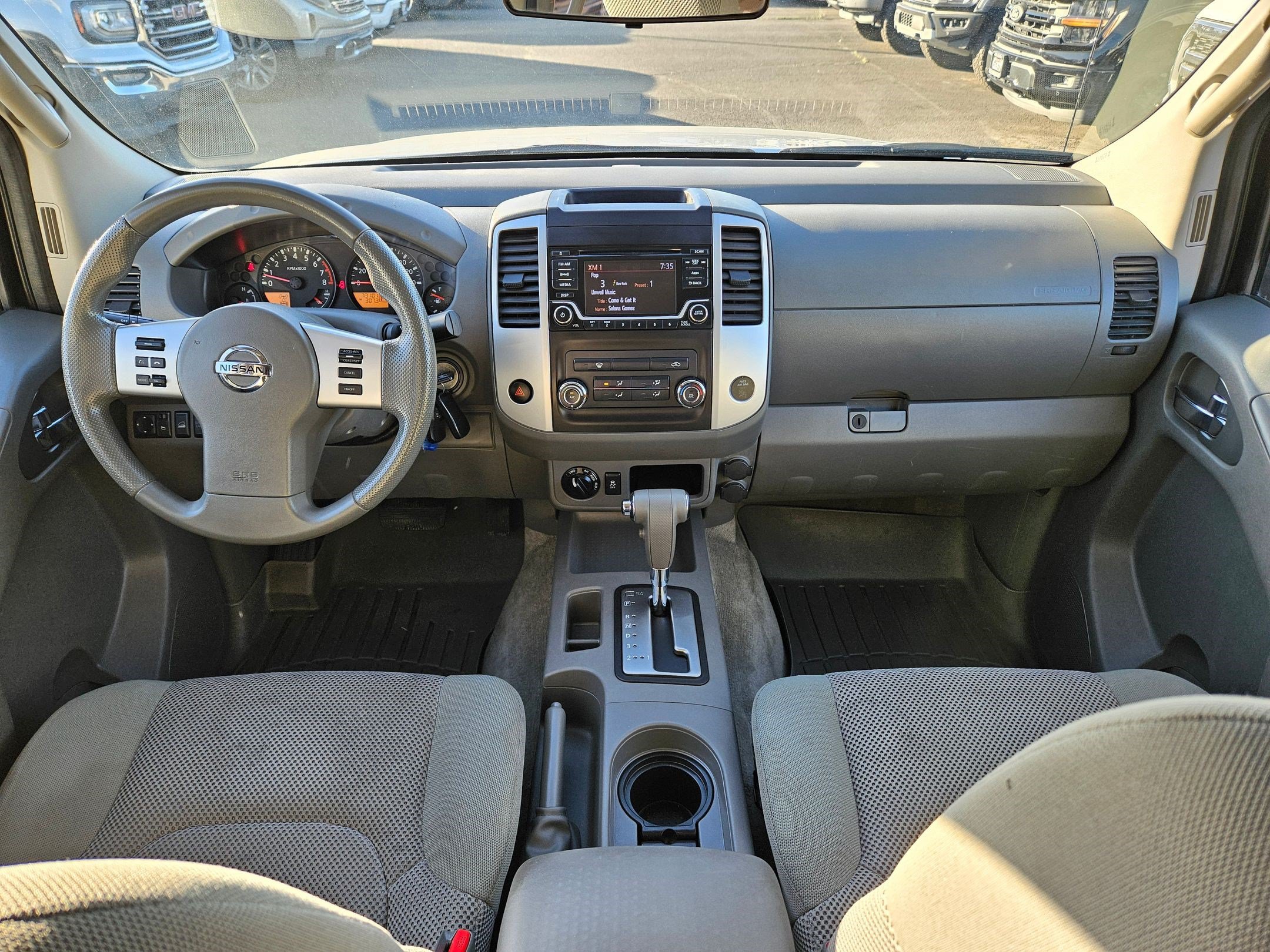 Used 2015 Nissan Frontier SV AWD/4WD image 29