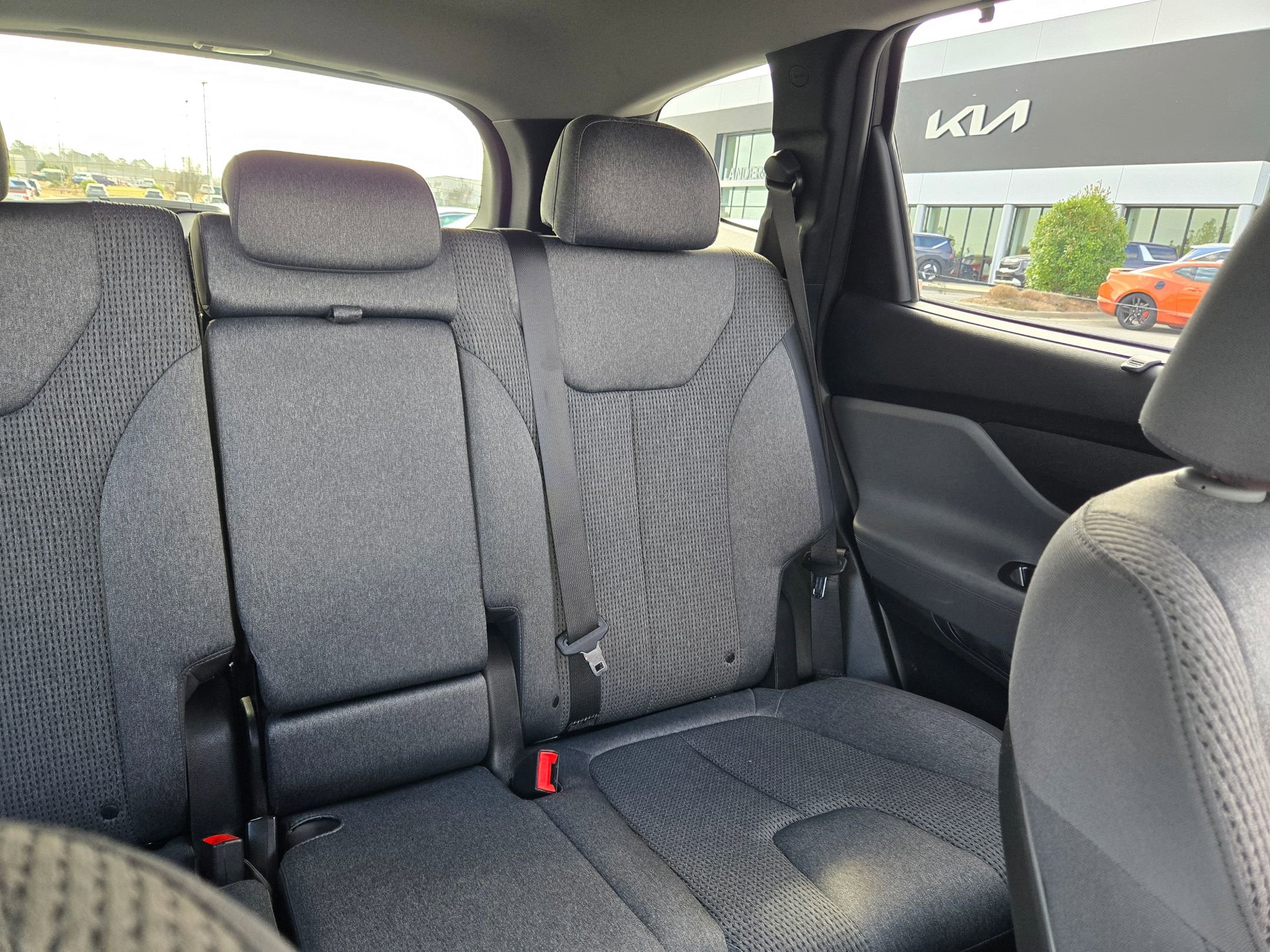 Used 2021 Hyundai Santa Fe SEL w/ Convenience Package image 14