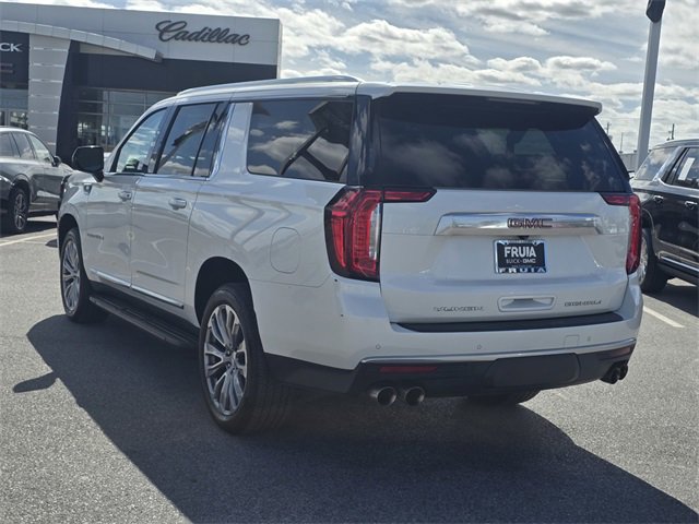 Used 2022 GMC Yukon XL Denali image 7