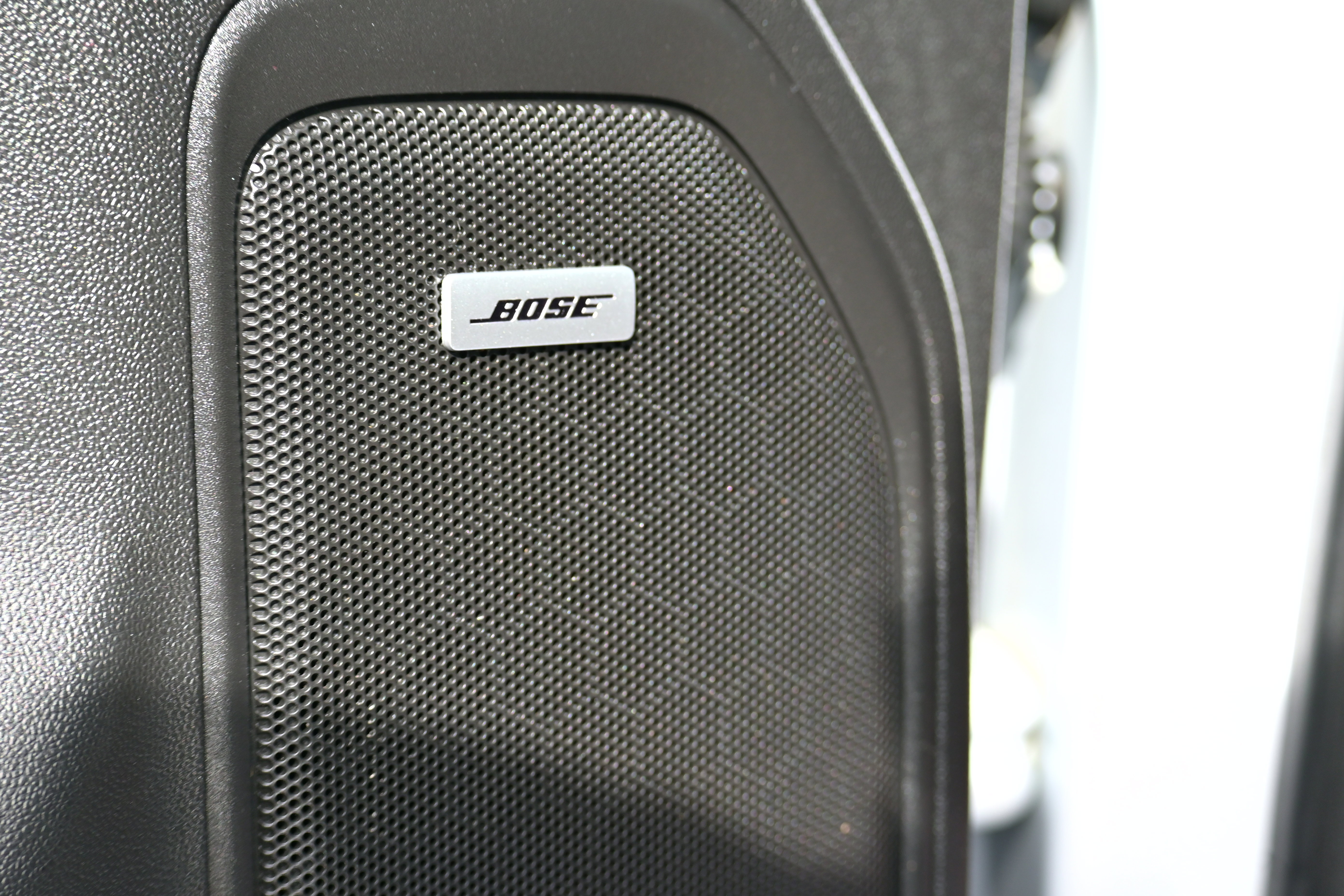 Used 2020 Chevrolet Silverado 2500 High Country image 33