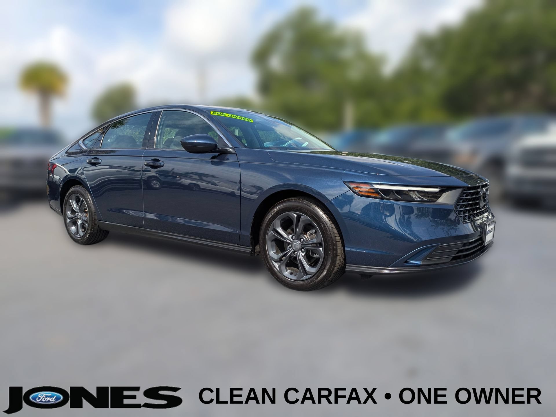 Used 2024 Honda Accord EX image 1