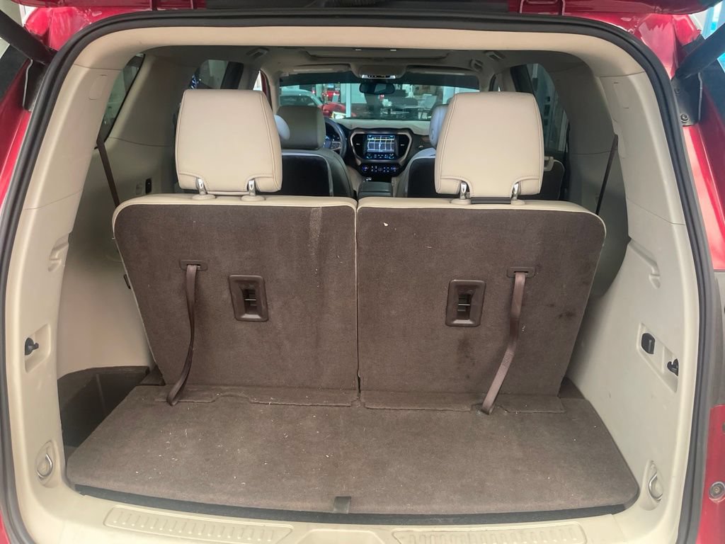 Used 2019 GMC Acadia Denali w/ Technology Package FWD image 15